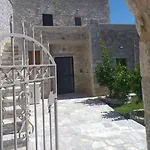 Rigas Stone Tower East Mani 2 Apartment Argilia