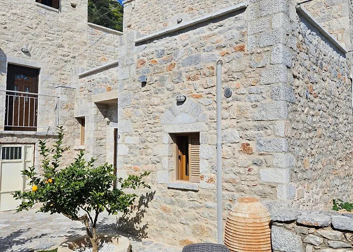 Apartamento Rigas Stone Tower East Mani 2 *