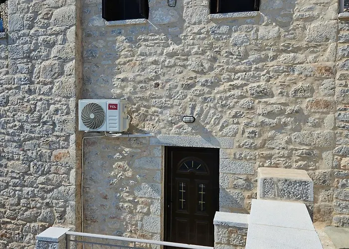 Apartamento Rigas Stone Tower East Mani 2 Argilia